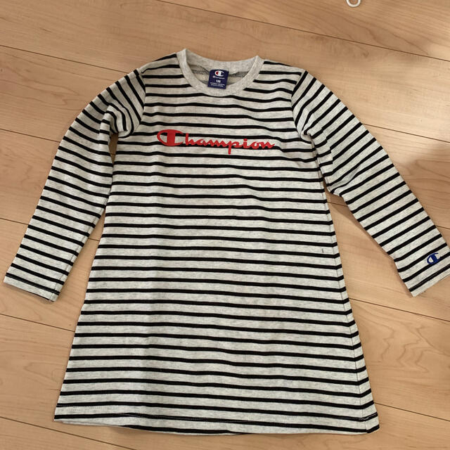 Champion(チャンピオン)のチャンピオン130cm キッズ/ベビー/マタニティのキッズ服女の子用(90cm~)(ワンピース)の商品写真