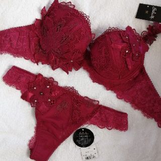 Wacoal - サルート♡店舗限定 98G♡D70,ソングMの通販 by ニャン吉