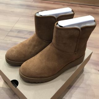 アグ(UGG)の【新品】UGG☆KRISTIN☆チェスナット☆23.5(ブーツ)