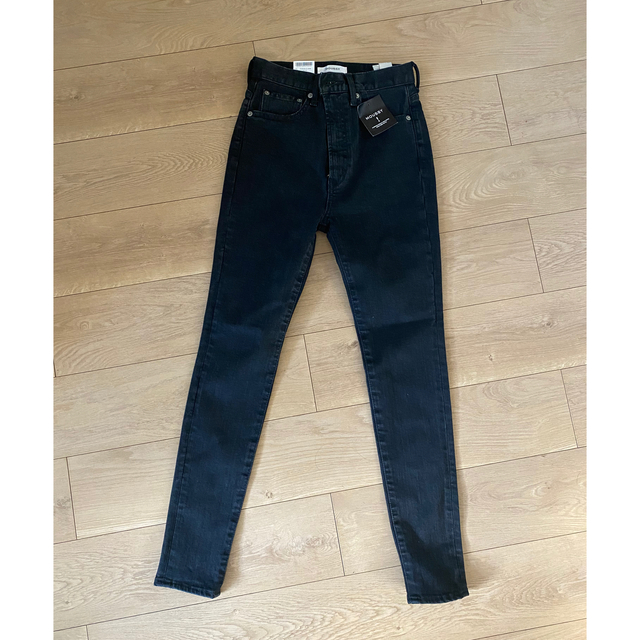 moussy(マウジー)のMOUSSY HW Rebirth L/BLACK SKINNY 25inch レディースのパンツ(スキニーパンツ)の商品写真