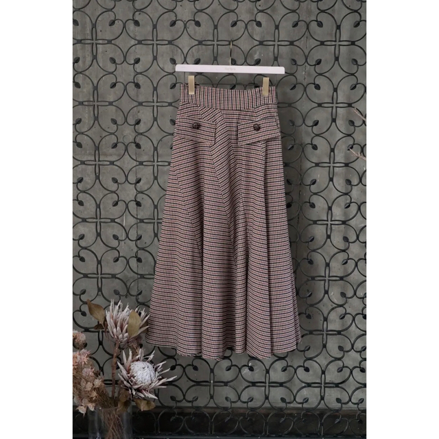 beigeHigh-rise Shell Checked Skirt