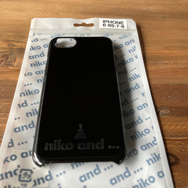 niko and...(ニコアンド)のLe nom様専用☆ニコアンド　iPhoneケース スマホ/家電/カメラのスマホアクセサリー(iPhoneケース)の商品写真