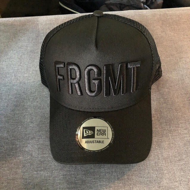 FRAGMENT(フラグメント)のFRAGMENT NEW ERA TRUCKER CAP メンズの帽子(キャップ)の商品写真