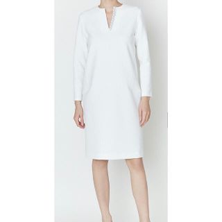 バーニーズニューヨーク(BARNEYS NEW YORK)の新品　未使用　YOKO CHAN  ロングスリープパールIラインドレス(ひざ丈ワンピース)