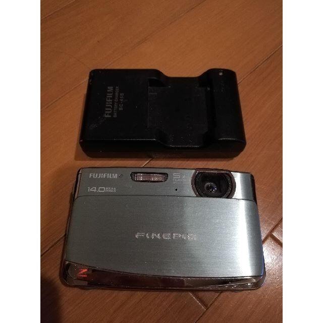 富士フイルム(フジフイルム)のFUJIFILMのデジタルカメラ、FinePixZ80水色ブルー★ジャンク品 スマホ/家電/カメラのカメラ(コンパクトデジタルカメラ)の商品写真