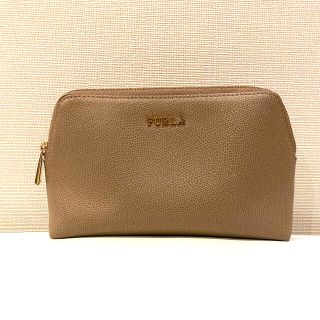 フルラ(Furla)のFURLA フルラ　ポーチ　ベージュ　レザー(ポーチ)