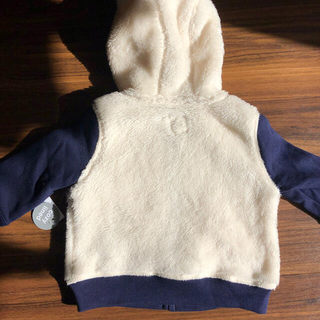 babyGAP(ベビーギャップ)の新品タグ付き　GAPボアパーカー　70 キッズ/ベビー/マタニティのベビー服(~85cm)(ジャケット/コート)の商品写真