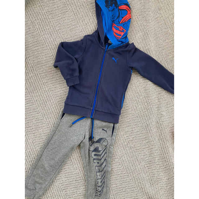 PUMA(プーマ)のPUMA スーパマンコラボ　セットアップ キッズ/ベビー/マタニティのキッズ服男の子用(90cm~)(その他)の商品写真