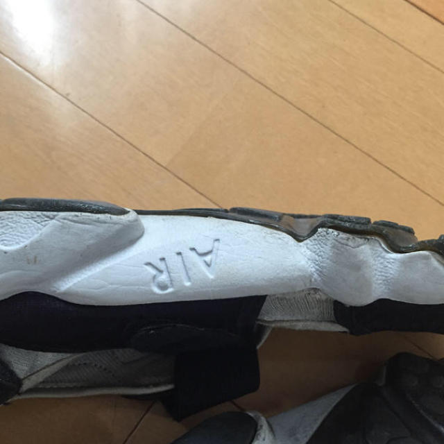 NIKE(ナイキ)のair rift 黒 レディースの靴/シューズ(その他)の商品写真