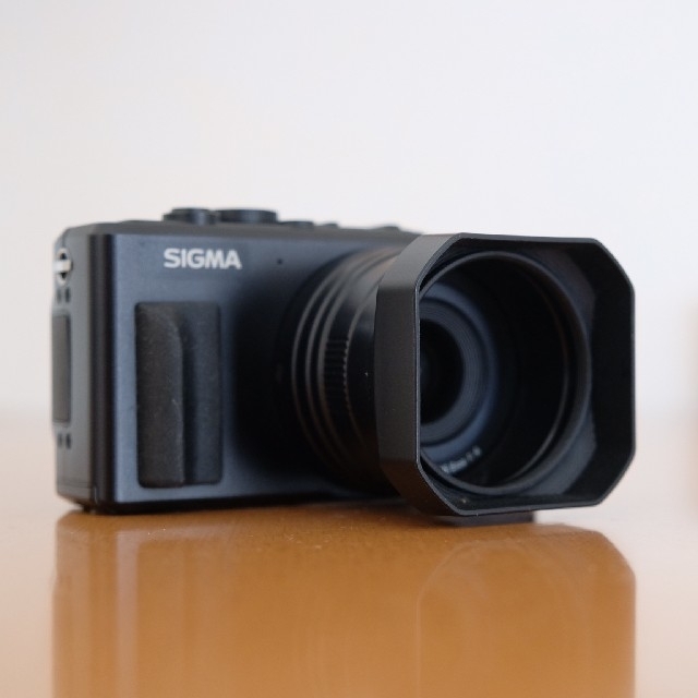 SIGMA(シグマ)のsigma DP1 スマホ/家電/カメラのカメラ(コンパクトデジタルカメラ)の商品写真