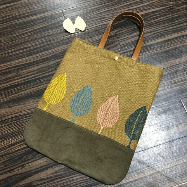 minaperhonen ♾ happa brown しかくトートバック minaperhonen ♾ happa brown しかくトートバック