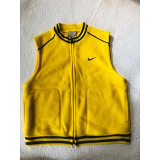 ナイキ(NIKE)のナイキ　ベスト　120(ジャケット/上着)