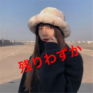 ザラ(ZARA)の早い者順☆大人気ふわふわフェイクファーハット バケットハット アイボリー(ハット)