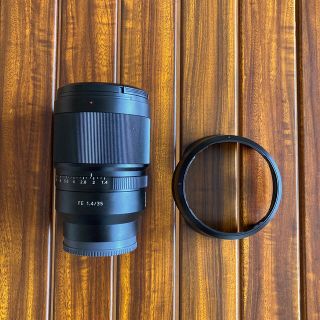 ソニー(SONY)の【美品】SONY FE 35mm f1.4 SEL35F14Z  (レンズ(単焦点))