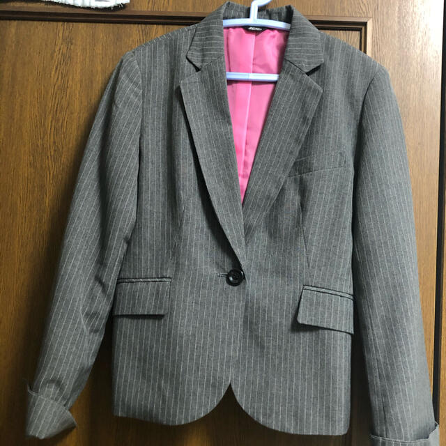 RyuRyu(リュリュ)のグレー　スーツ レディースのフォーマル/ドレス(スーツ)の商品写真