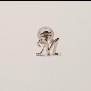 K14WGイニシャルピアス『M』　片耳分(ピアス(片耳用))