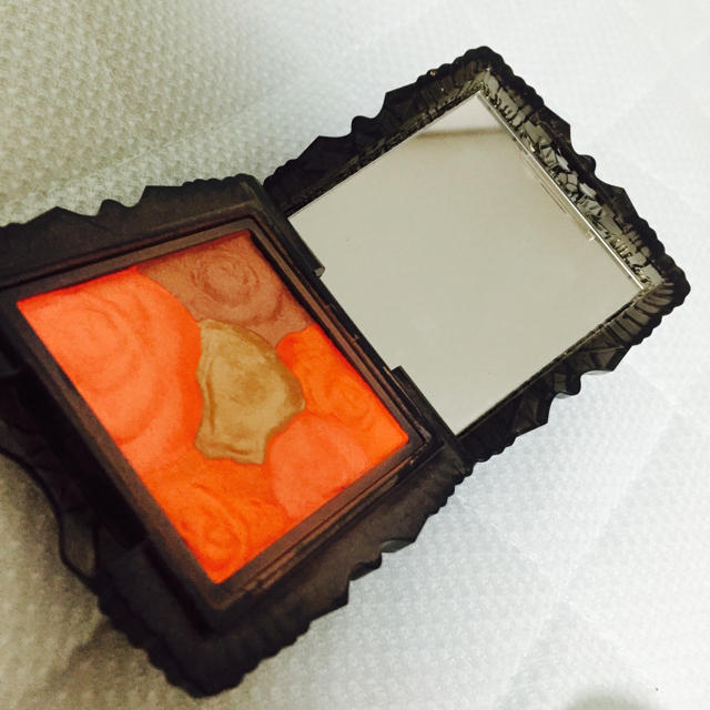 ANNA SUI(アナスイ)のANNA SUIチーク602 コスメ/美容のベースメイク/化粧品(チーク)の商品写真