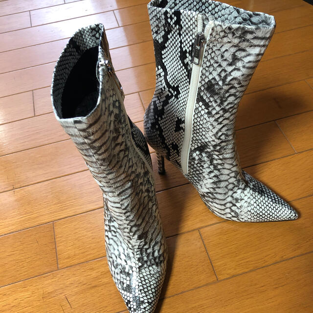 Yellow boots(イエローブーツ)の🥀さおりん 様専用🥀 レディースの靴/シューズ(ブーツ)の商品写真