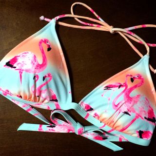 ヴィクトリアズシークレット(Victoria's Secret)のフラミンゴ ビキニ 水着 VS PINK(水着)