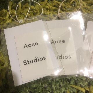 アクネ(ACNE)のアクネ　タグ　２枚(その他)