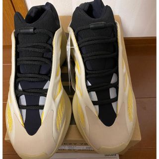 アディダス(adidas)のyeezy700 V3 SAFFLOWER サフラワー28センチ(スニーカー)