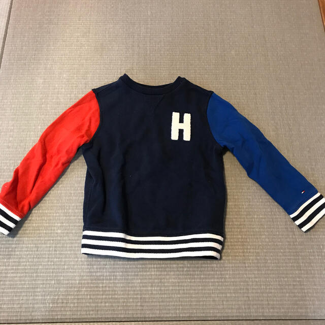 TOMMY HILFIGER(トミーヒルフィガー)のtommy トレーナー  キッズ/ベビー/マタニティのキッズ服男の子用(90cm~)(Tシャツ/カットソー)の商品写真