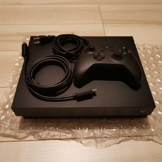 エックスボックス(Xbox)のXbox One X 本体(家庭用ゲーム機本体)