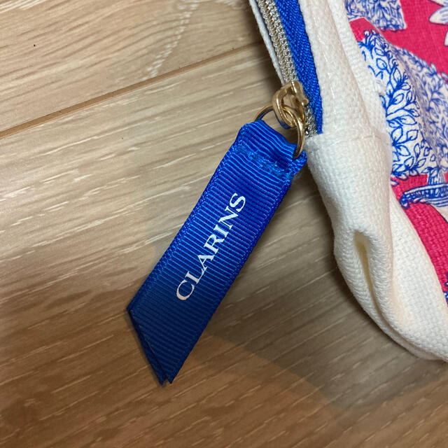 CLARINS(クラランス)のCLARINS クラランス　ポーチ レディースのファッション小物(ポーチ)の商品写真