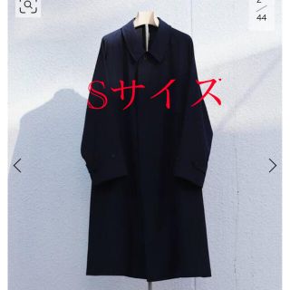 コモリ(COMOLI)の新品未使用Sサイズ【LE/エルイー】バルカラーコートNAVY(ステンカラーコート)