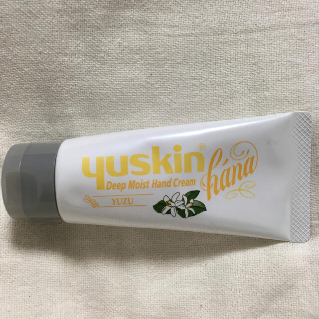 Yuskin(ユースキン)のユースキン ハナ ハンドクリーム ユズa 50g コスメ/美容のボディケア(ハンドクリーム)の商品写真