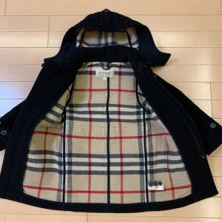 バーバリー(BURBERRY)の【美品】バーバリーキッズ　ダッフルコート(コート)