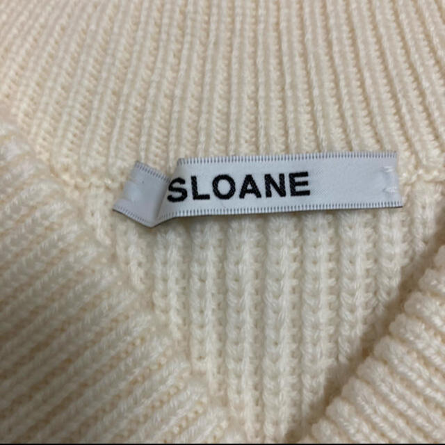 1月4日までのセール！SLOANE ニット白 レディースのトップス(ニット/セーター)の商品写真