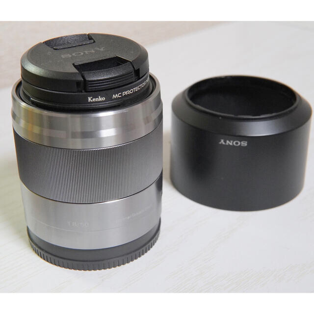 SONY(ソニー)のSONY sel 50mm f1.8 sel 55210 セット スマホ/家電/カメラのカメラ(レンズ(単焦点))の商品写真