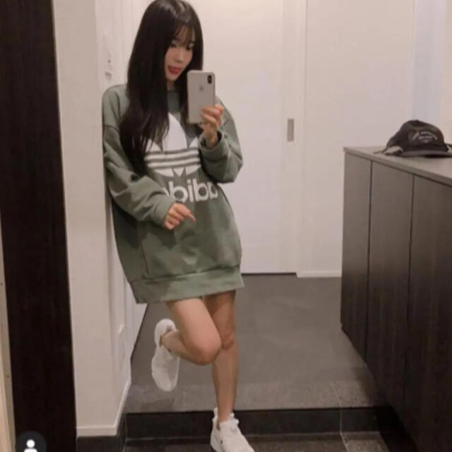 adidas - adidas トレーナー パーカー ワンピースの通販 by adidas - adidas トレーナー パーカー ワンピースの通販 by
