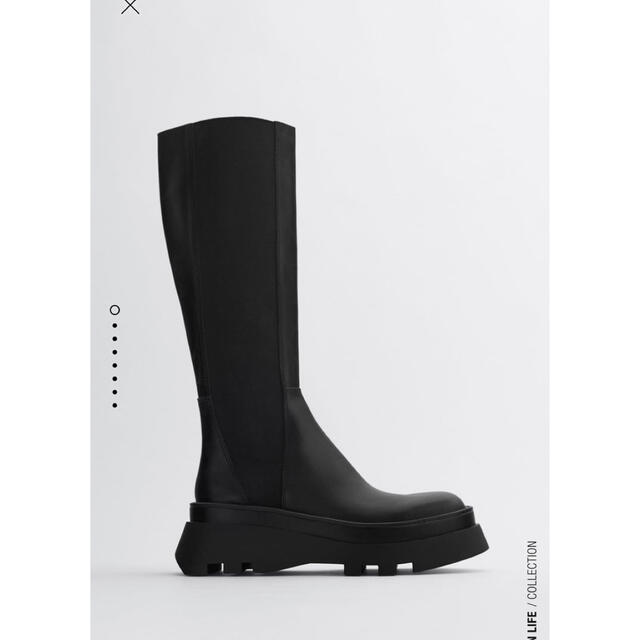 ZARA - ZARA トラックソール付き　フラットレザーブーツ　ザラ