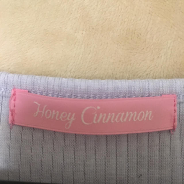 Honey Cinnamon(ハニーシナモン)のハニーシナモン レディースのトップス(Tシャツ(長袖/七分))の商品写真