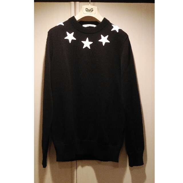 GIVENCHY(ジバンシィ)の美品　国内正規品　GIVENCHY　スター　セーター　ニット　黒　 メンズのトップス(ニット/セーター)の商品写真