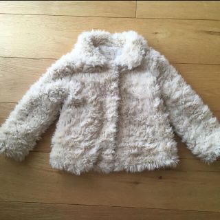 ザラキッズ(ZARA KIDS)のザラ　ファーコート104(ジャケット/上着)