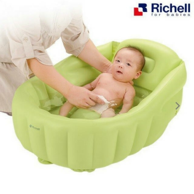 Richell(リッチェル)の半額以下　リッチェル　Richell　ふかふかベビーバス新生児赤ちゃん　グリーン キッズ/ベビー/マタニティの洗浄/衛生用品(その他)の商品写真