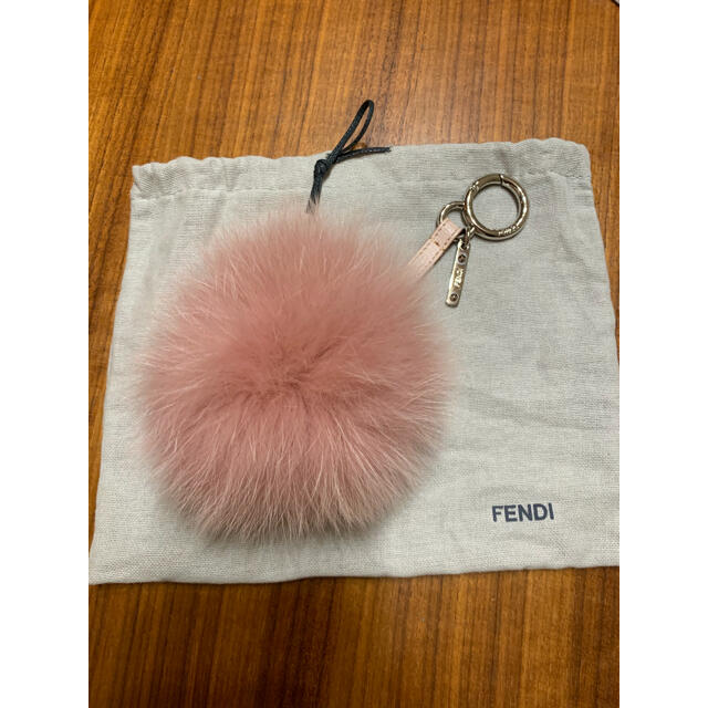 FENDI - Siena様専用 正規 FENDI ファーチャーム の通販 by ycc FENDI - Siena様専用 正規 FENDI ファーチャーム の通販 by ycc