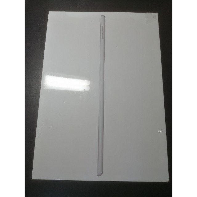 iPad(アイパッド)のipad 第8世代 32GB シルバー スマホ/家電/カメラのPC/タブレット(タブレット)の商品写真