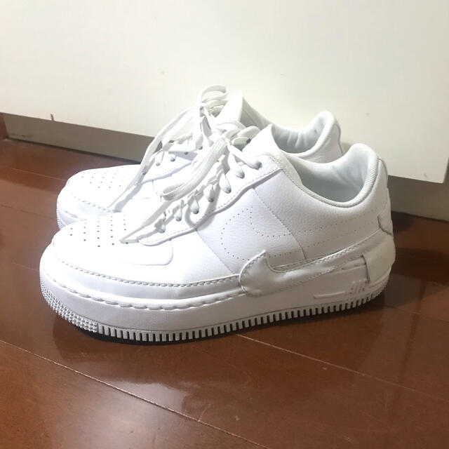 NIKE(ナイキ)のNike AF1 JESTER XX レディースの靴/シューズ(スニーカー)の商品写真