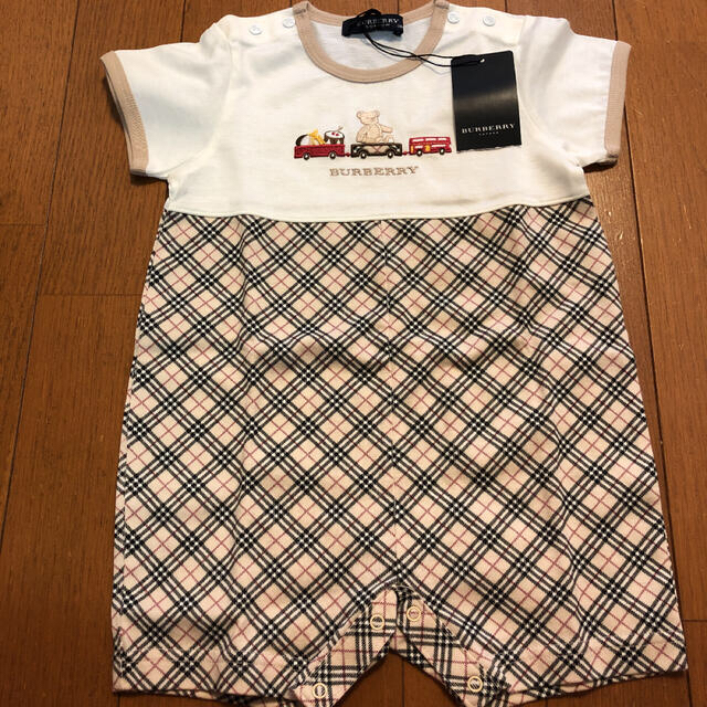 BURBERRY(バーバリー)の☆マリちゃん様専用☆バーバリーロンパース&ミキハウススタイ☆ キッズ/ベビー/マタニティのベビー服(~85cm)(ロンパース)の商品写真