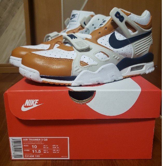 NIKE(ナイキ)のNIKE AIR TRAINER 3 MEDICINE BALL US10 メンズの靴/シューズ(スニーカー)の商品写真