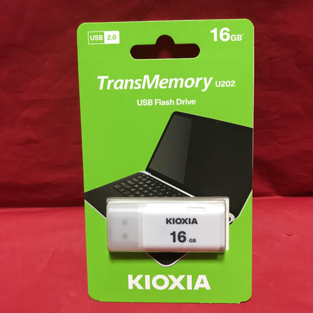 キオクシア KIOXIA USBメモリ 16GB USB2.0 スマホ/家電/カメラのPC/タブレット(PC周辺機器)の商品写真