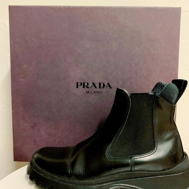 PRADAショートブーツ-