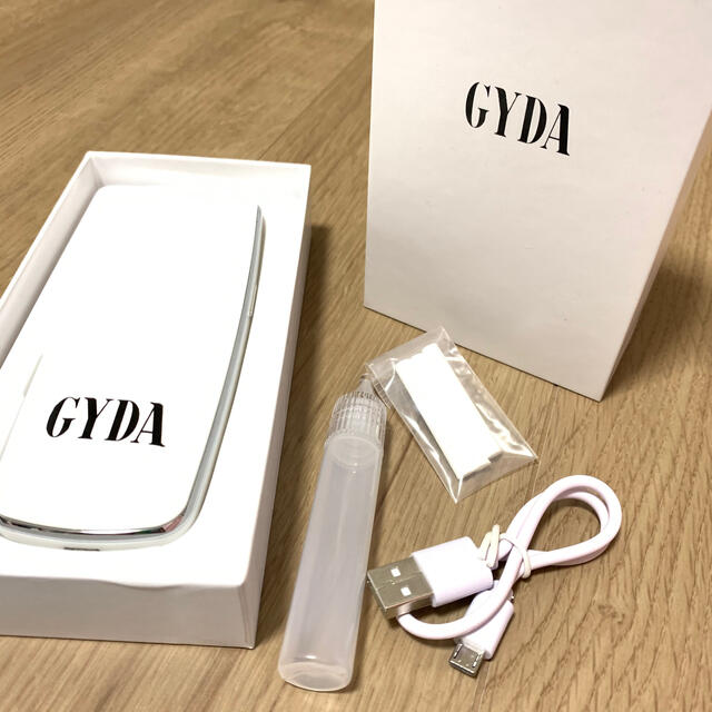 GYDA ノベルティ☆LED美容器 1