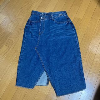 ページボーイ(PAGEBOY)の《未使用》デニムスカート 膝丈スカート アシンメトリー(ひざ丈スカート)