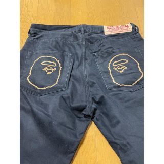 アベイシングエイプ(A BATHING APE)の中古 BAPE 青山限定 カラーデニム黒 M エイプ バックポケット刺繍(デニム/ジーンズ)