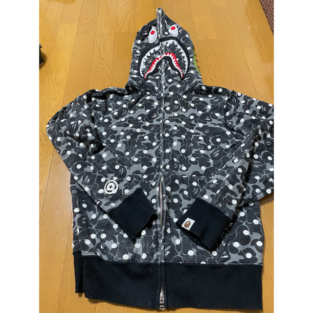 美品 BAPE シャークパーカー カモ＆ドット 黒M エイプ www ...